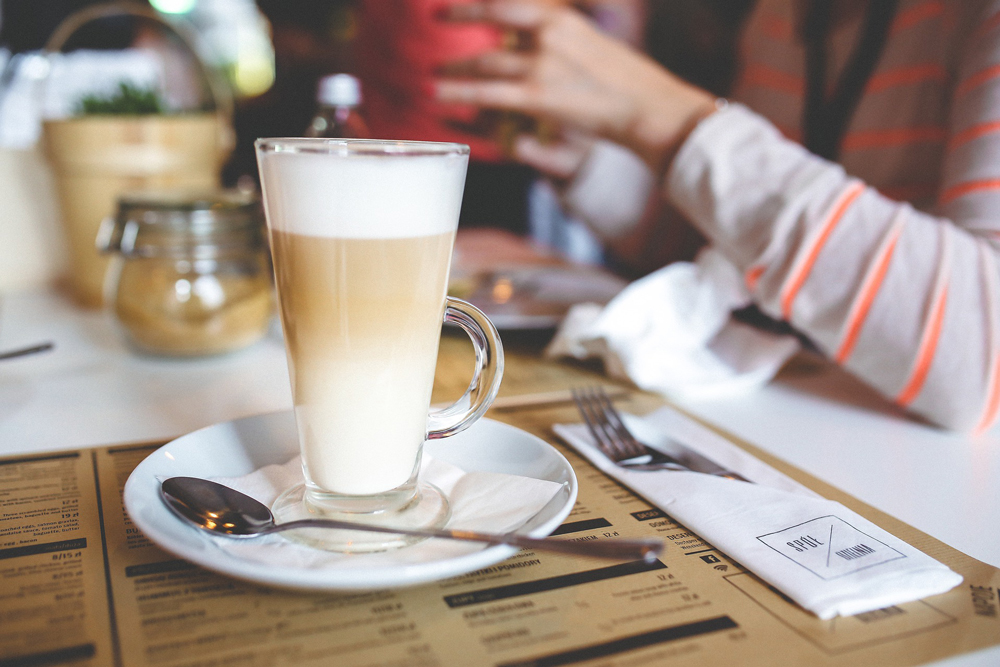 Latte macchiato má na rozdíl od caffè latte vždy tři jasně oddělené vrstvy.
